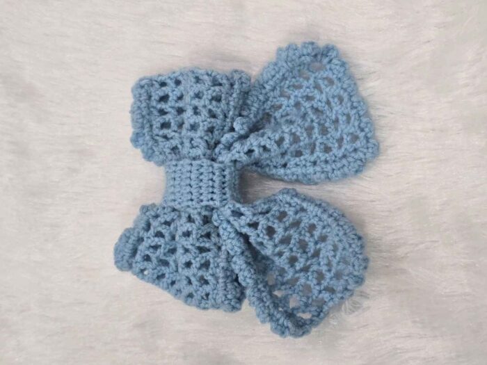 Sky Blue Crochet Bow Clutcher Hairband