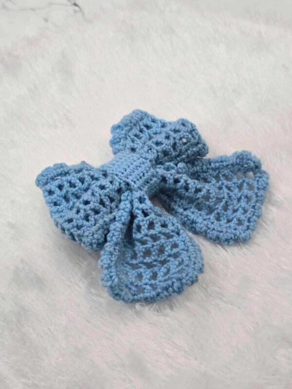Sky Blue Crochet Bow Clutcher Hairband